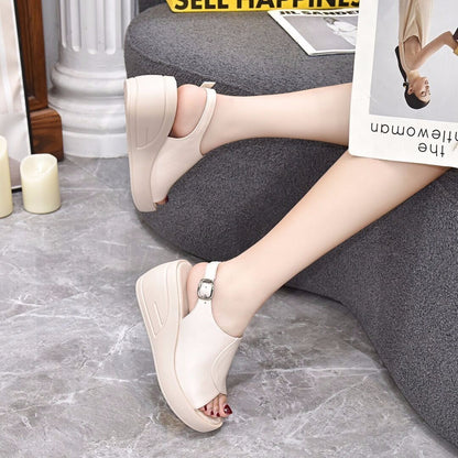 👡👡【35-40】 Új stílusú halszáj vastag talpú puha bőr csatos szandál
