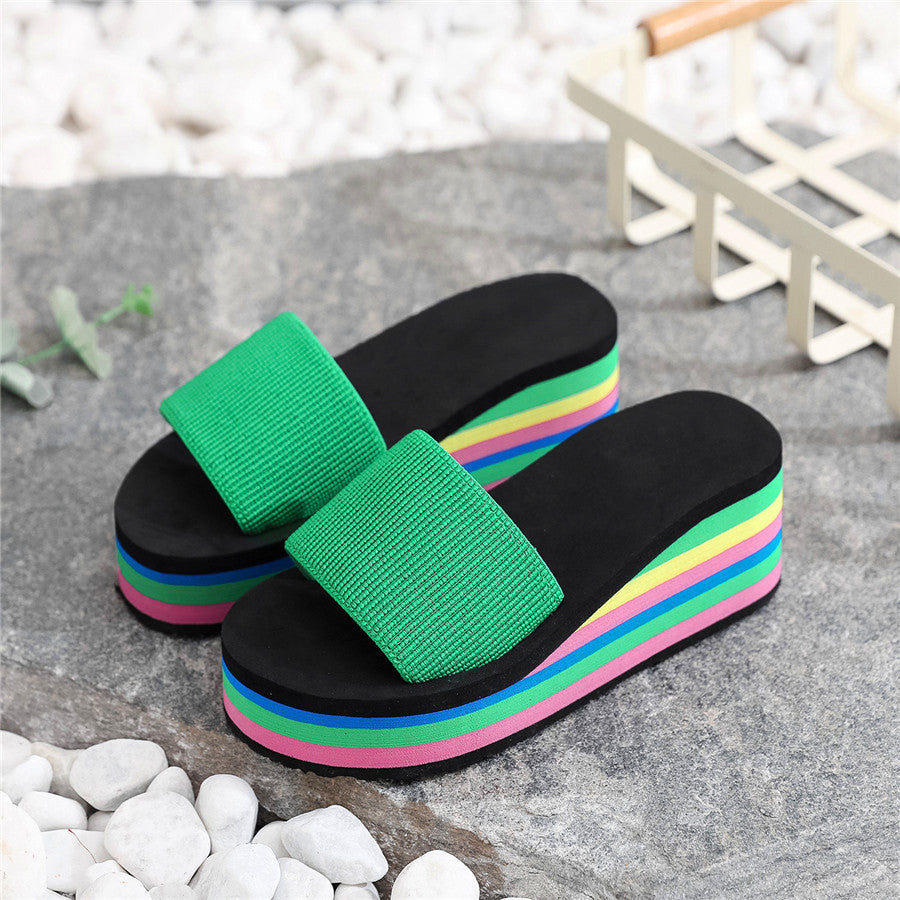 【36-41】Női nyári Rainbow vastagtalp szandál, strandpapucs